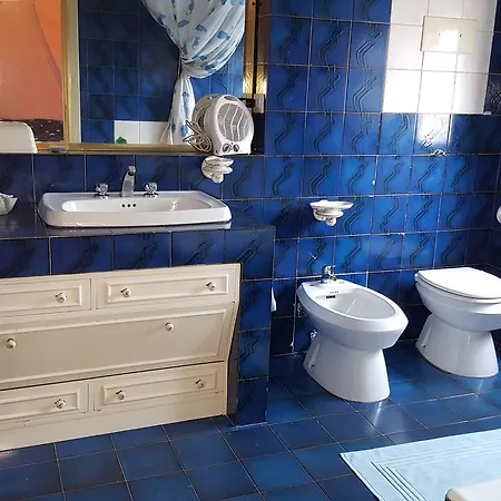 Oda ve Kahvaltı Le Mille E Notte *